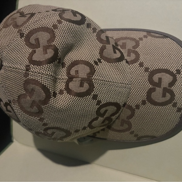 Gucci Tan and Brown Monogram Hat - Picture 3 of 10